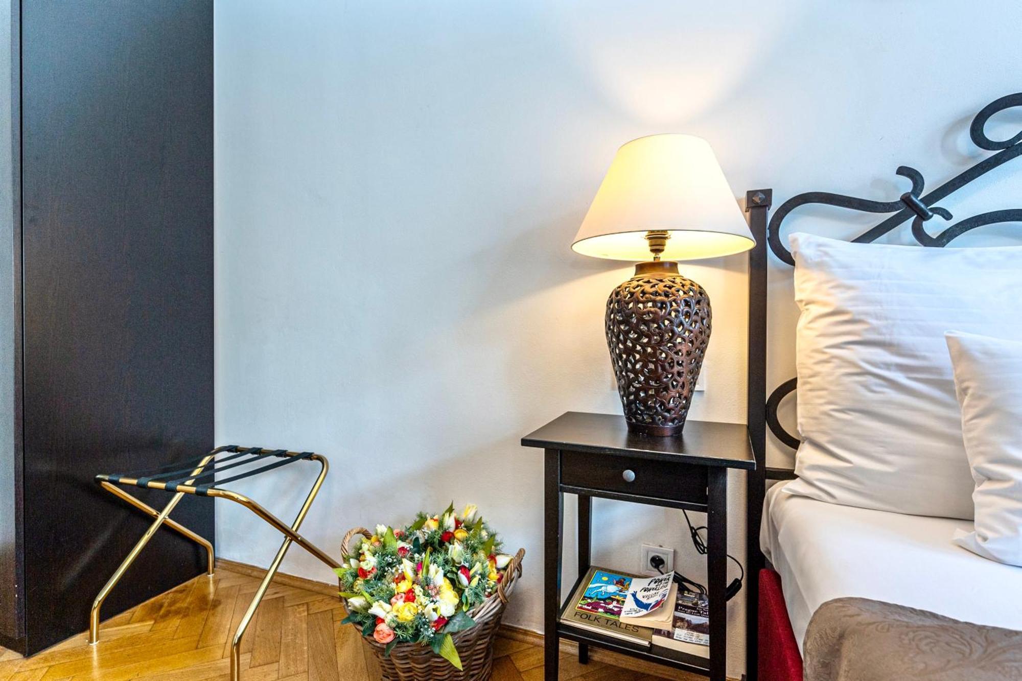 Apartment The Old Town Square & Parizska *