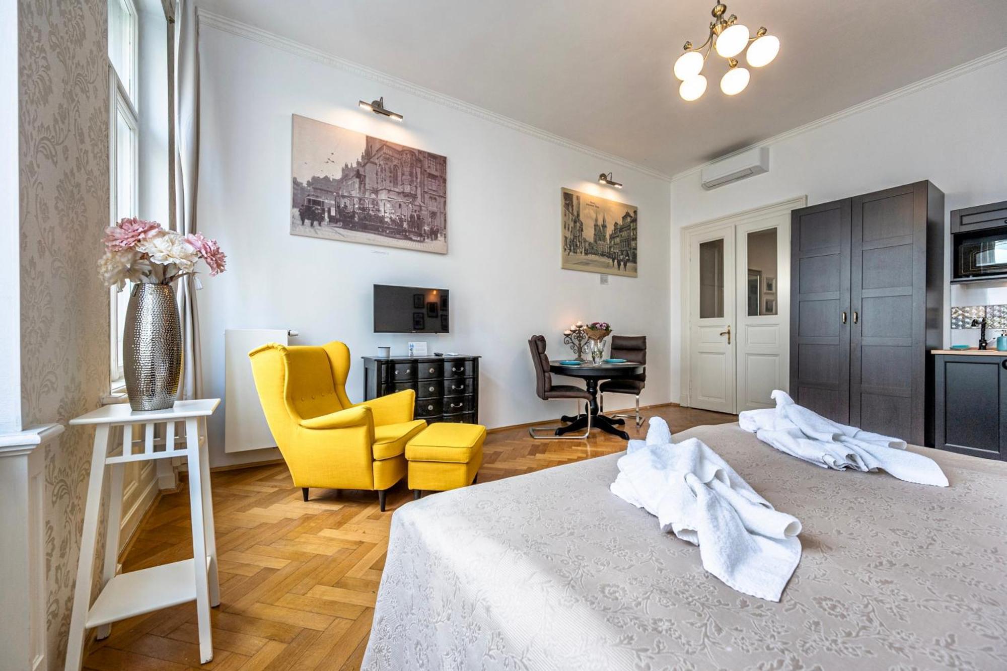 Apartment The Old Town Square & Parizska Prague